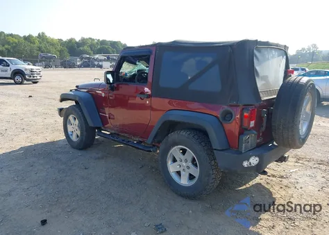 2010 Jeep Wrangler Sport z USA, uszkodzony, nr VIN 1J4AA2D10AL224136